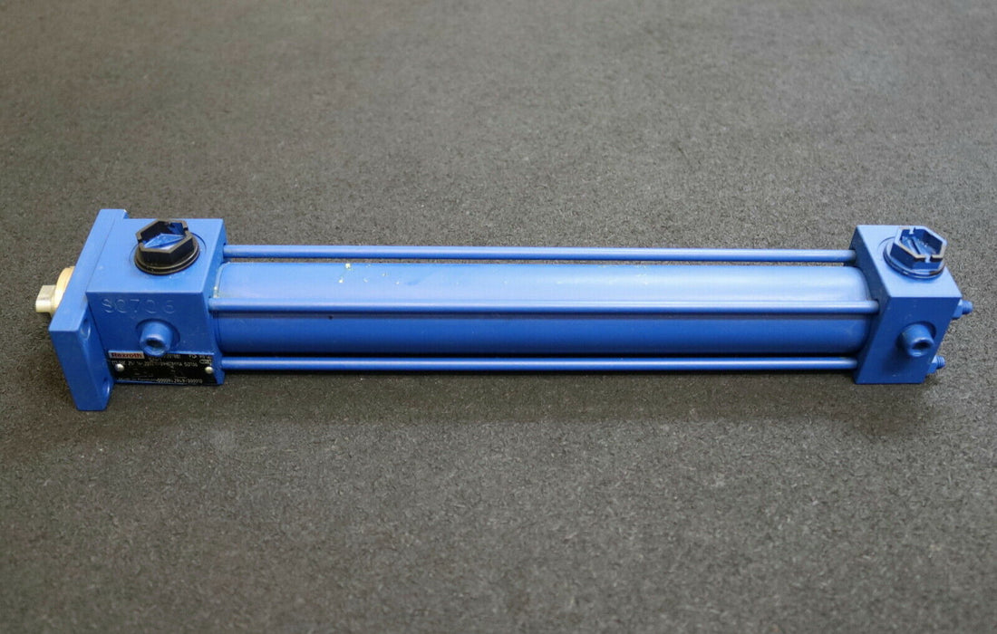 REXROTH Differentialzylinder hydraulic cylindre R901207881 CD 70C 25/16 200Z11