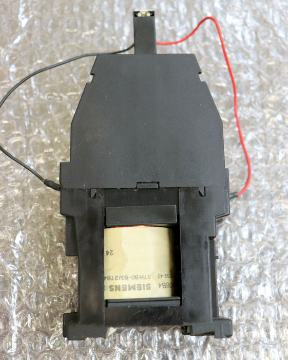 SIEMENS Leistungs-Schütz 3TH4262-0B Typ 44E Spulenspannung 24VDC 6S + 2Ö 6NO+2NC