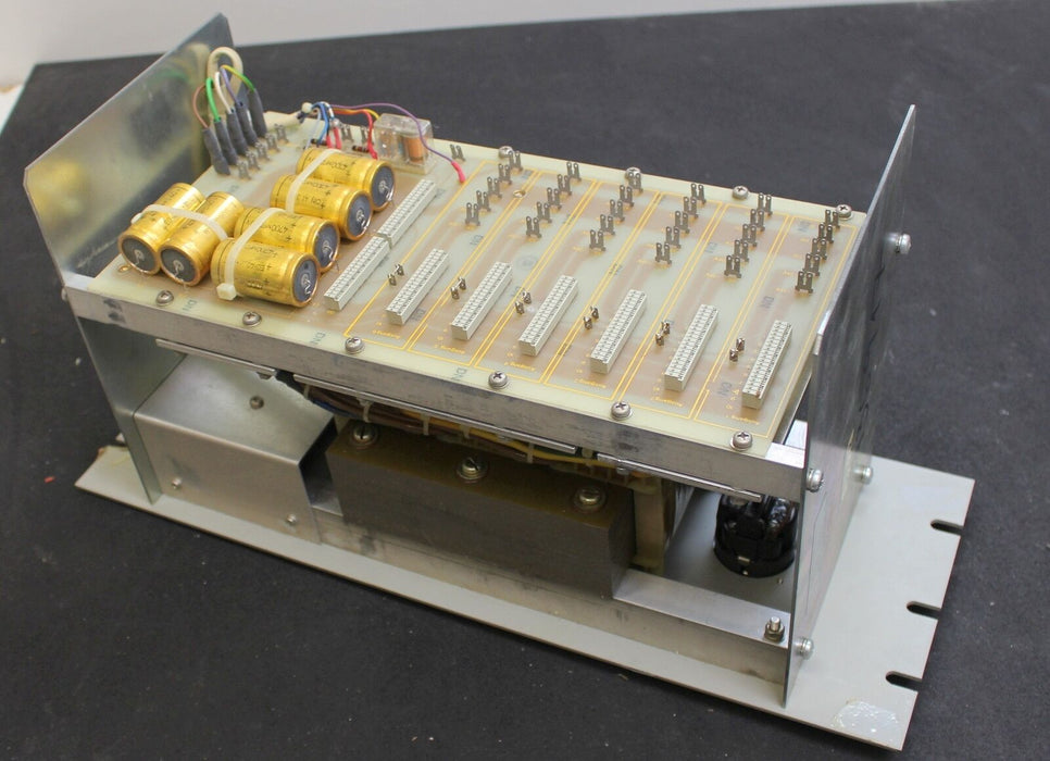 AEG GEAZENT Netzgerät SVE22 / 2441-1 - 3x380V – 50Hz – Ua +27V=12/7A Nr. 12189