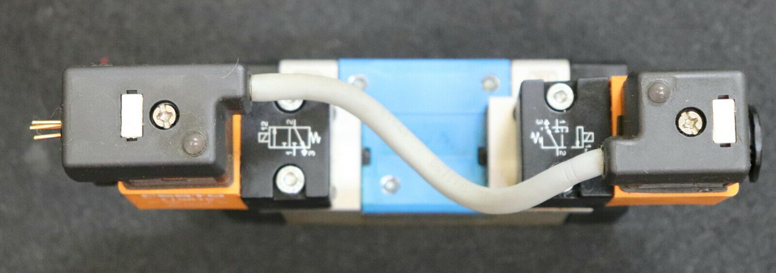 FESTO MURR Magnetventil + MSUD Doppelventilstecker MD-5/3E-D-1 C 43349 3-16bar