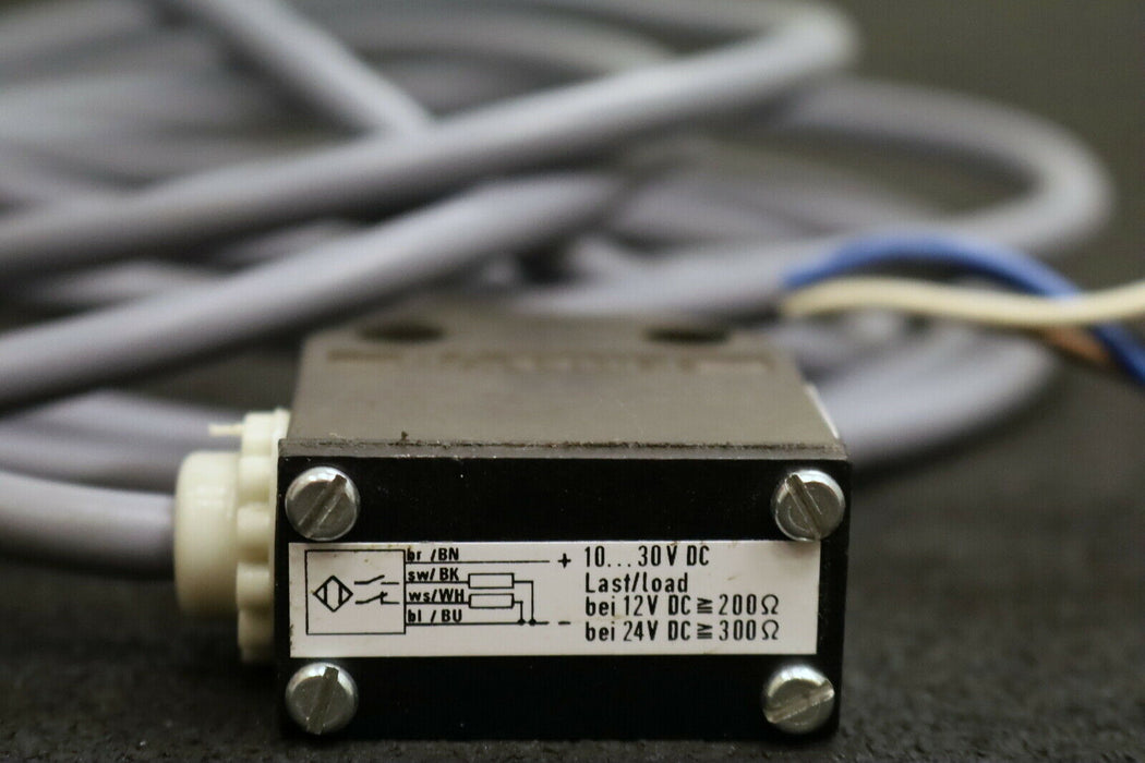 BALLUFF Induktiver Sensor BERO BES 516-100-S-23-03 10-30VDC Kabellänge 3m