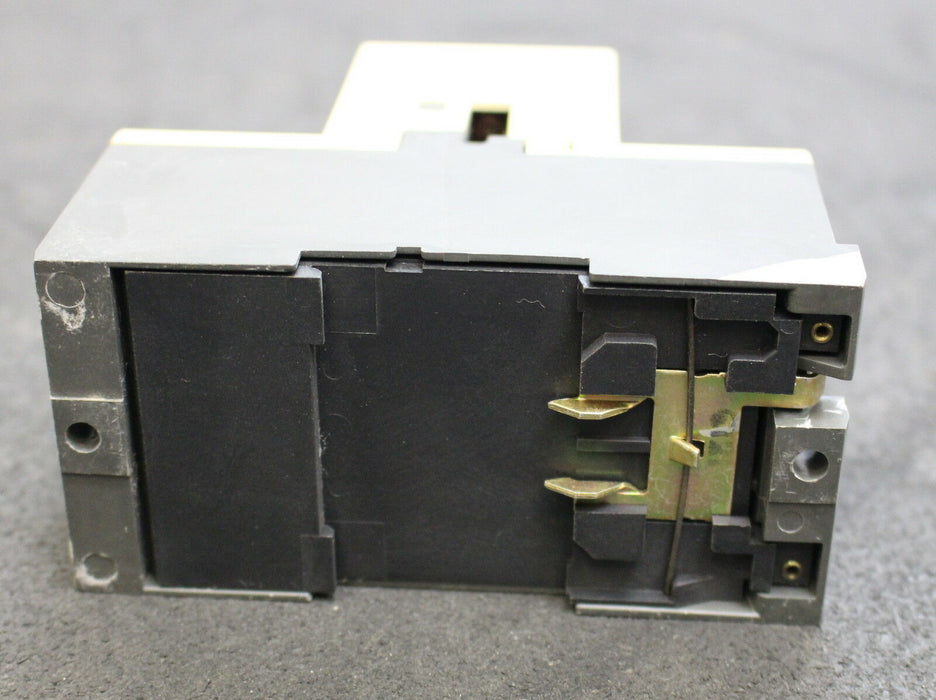 SIEMENS Leistungsschalter 3VE3000-8LA00