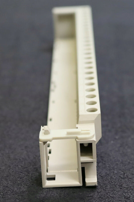 SIEMENS 3x Frontstecker 6ES5490-7LB11 für 115U 24 Pol Schraubanschluss unbenutzt