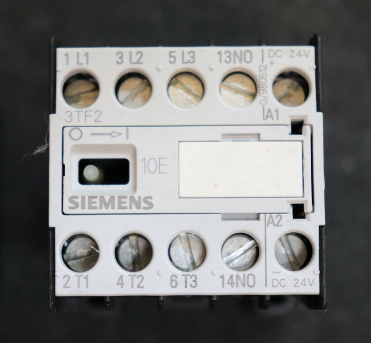 SIEMENS 2 Stück Schütz 3TF2010-1AM0 1NO 220VAC 50Hz 264VAC 60Hz - gebraucht