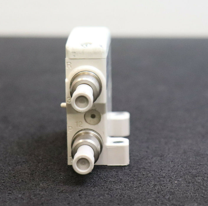 SMC Pneumatisches Blockmodul VQM2-00000044E28-EBBXL 46-P-30D 317924 (994) 21ASU1