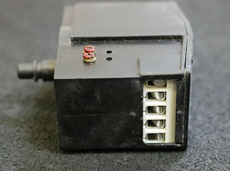 TELEMECANIQUE Starttaster Pushbutton with analogue output 0-15V XEA B15361