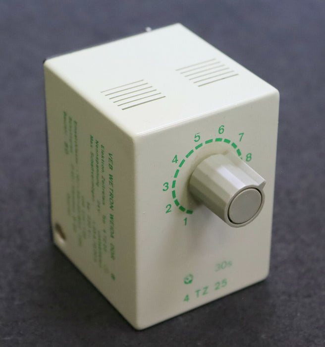 VEB WETRON WEIDA Relais Zeitrelais 30s elektronisch 4 TZ 25 24VDC 220VAC