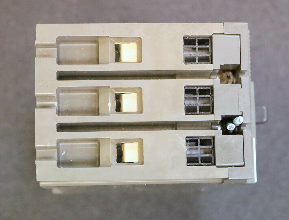 SIEMENS Motorschutzschalter 3VE4200-0CR00 28-40A - gebraucht