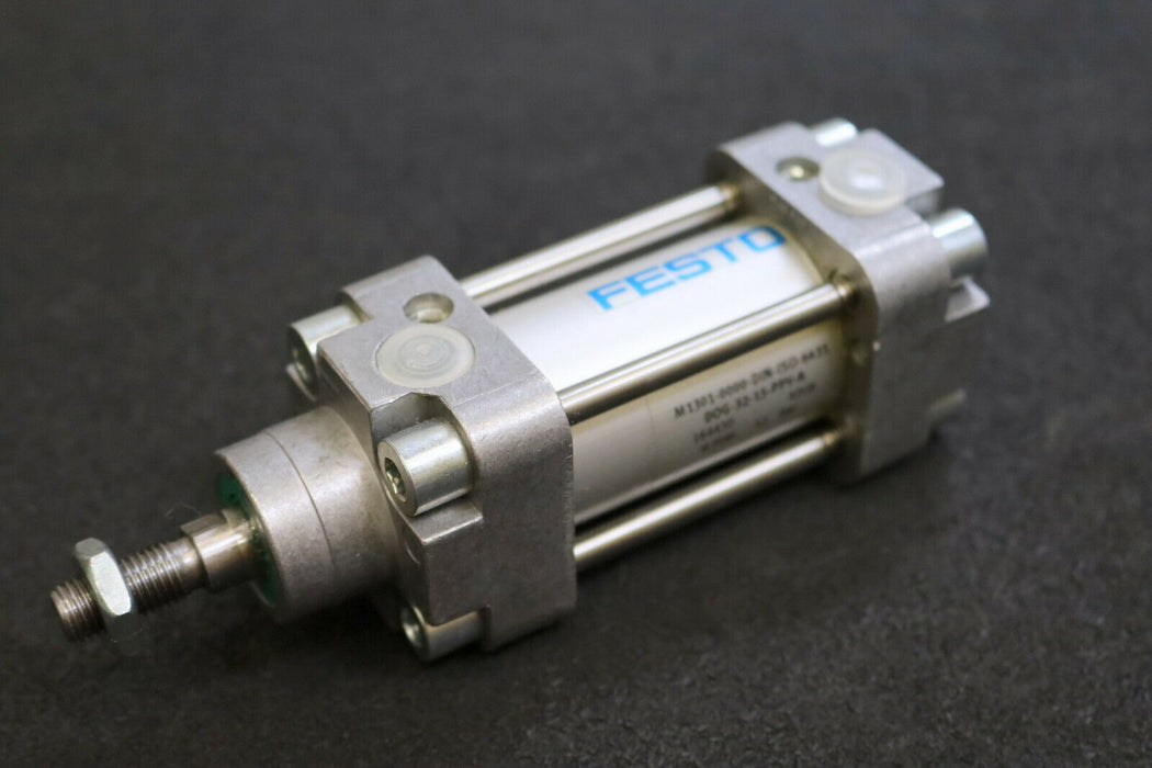 FESTO Pneumatikzylinder DOG-32-15-PPV-A Art.Nr. 164430 pmax= 12bar Kolben-Ø 32mm