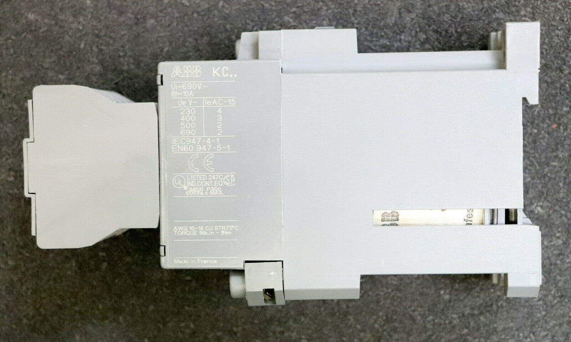 ABB Hilfsschütz KC44E Spule 24VDC Ith=10A 690VAC AC-15 FPH1423001R0441