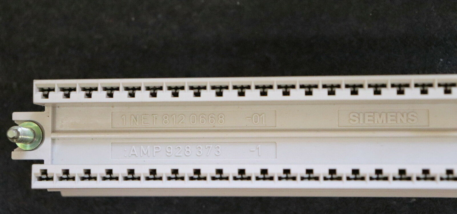 SIEMENS SIMATIC S5 E/A-Baugruppe mit 2 x 6ES5482-8MA12 1 x BUS-MODUL ES5700-8MA1