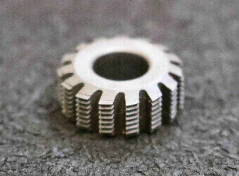 MIKRON Vollstahl-Wälzfräser No. 63986 m= 0,246 ho= 0,55 Abmessungen Ø18x7xØ8mm