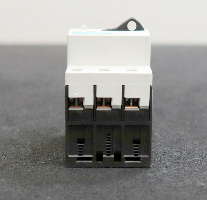 SIEMENS 2 Stück Motorschutzschalter 3RV1011-1AA15 0,11-0,16A 1NO + 1NC