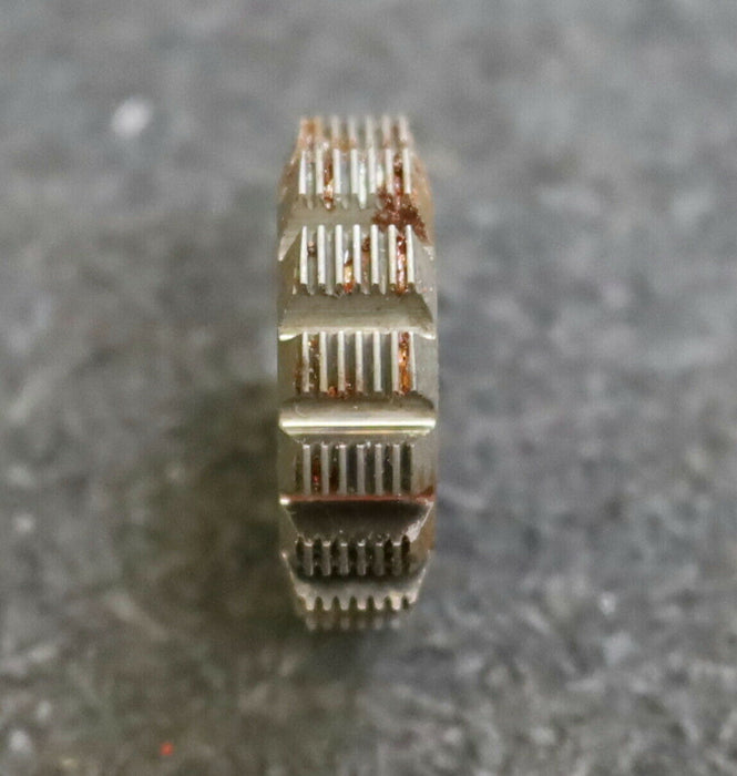 MIKRON Zykloid-Wälzfräser No. 46580 - Ø24x7xØ8mm 1gg. Rechts 15 Spanuten