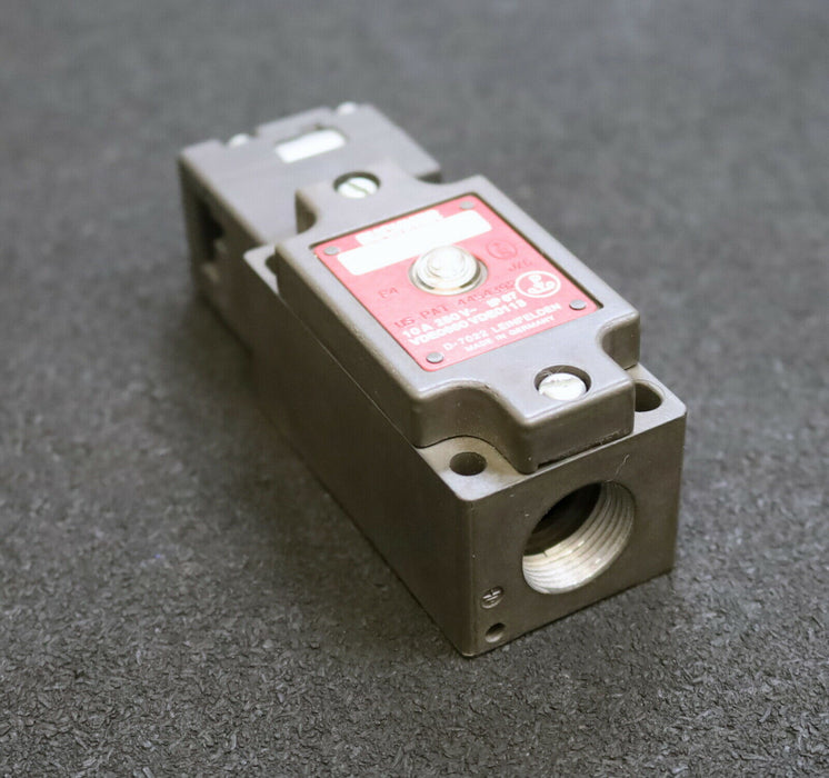 EUCHNER Sicherheitsschalter NZ1VZ-528 E L220 10A 250VAC IP67 unbenutzt