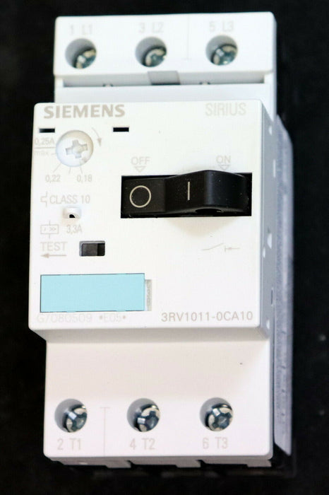SIEMENS 2 Stück Motorschutzschalter 3RV1011-0CA10 0,18-0,25A 1NO + 1NC S00