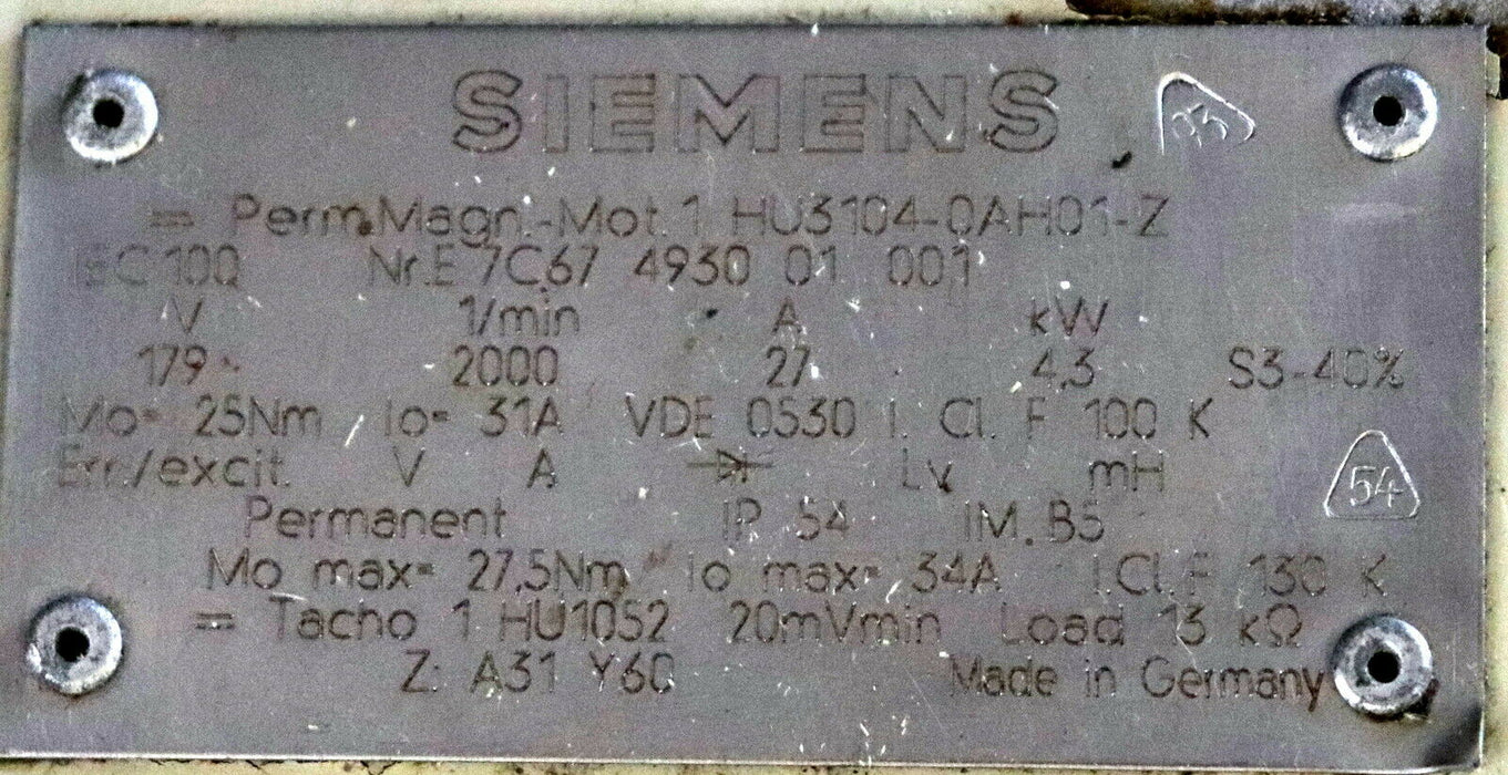 SIEMENS 4,3 kW Permanentmagnet-Drehstrommotor 1HU3104-0AH01-Z 179V 2000U/min 27A
