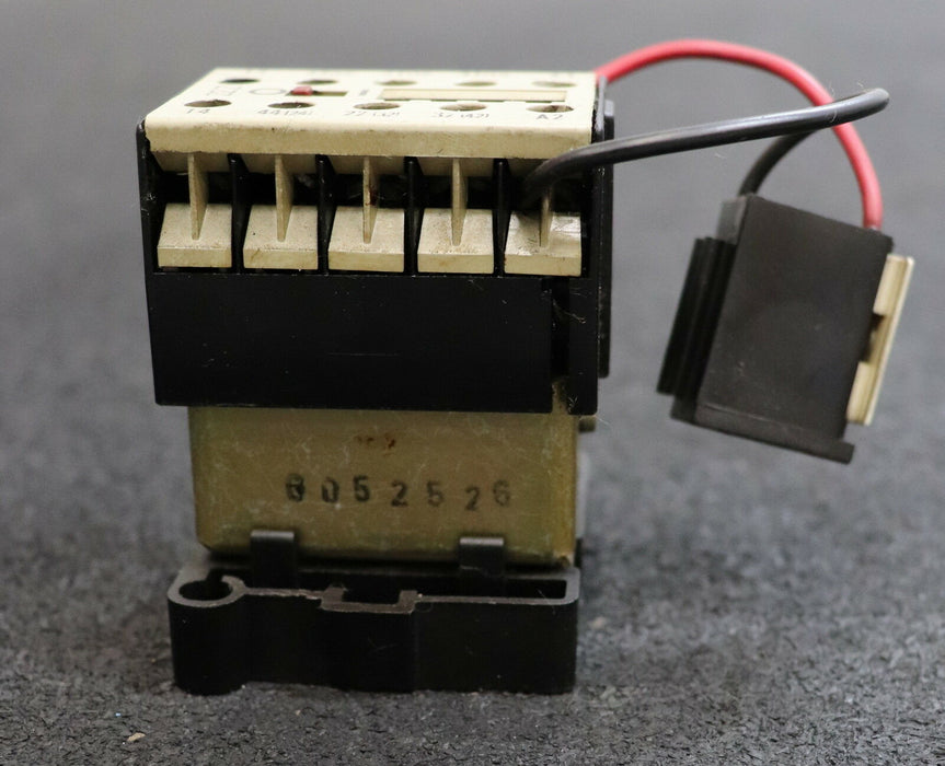 SIEMENS 3 Stück Hilfsschütz22Z 3TJ1002-0BB4 Uc=24VDC 1,2W gebraucht