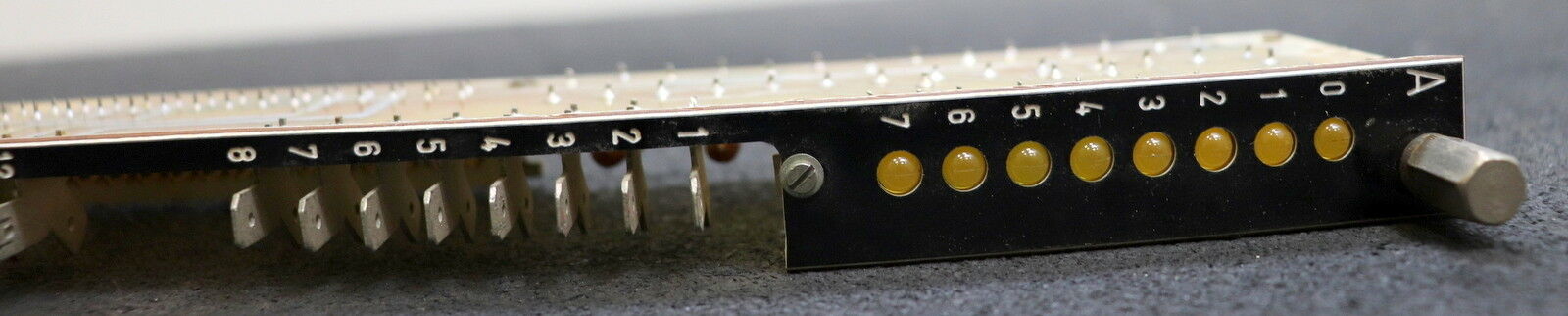 VEM NUMERIK RFT DDR Steckplatinen-Vorderseite A Platine 413985-6 NKM 4997-6 RFT