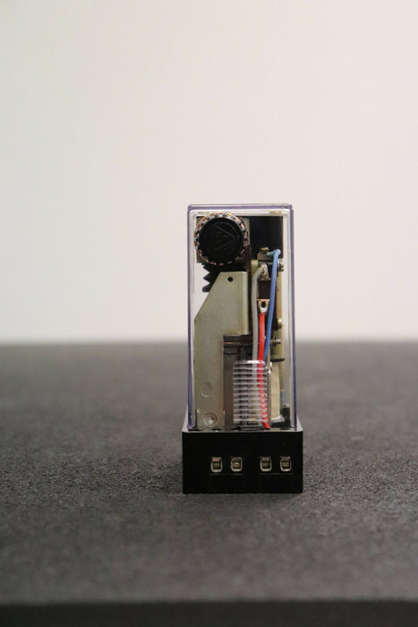 DOLD Zeitrelais VR560 180sec 1US 1U 110VAC 50Hz -unbenutzt