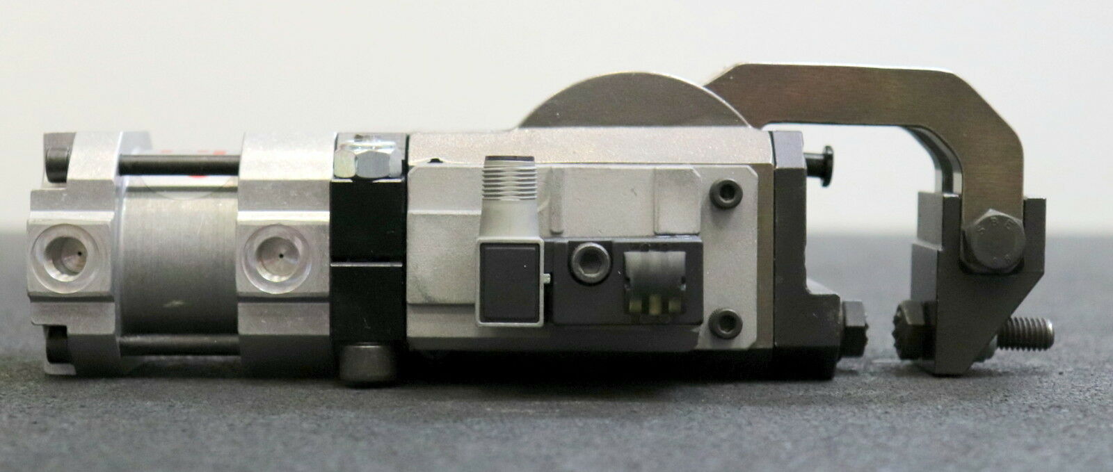 VEP AUTOMATION Flansch-Greifer Greifer-Spanner B40-A1S4-PRA-45-A-A Zylind.Ø 40mm