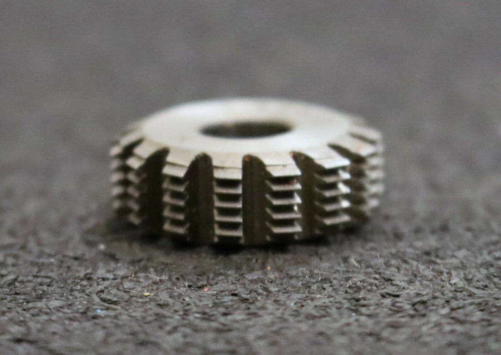 MIKRON Wälzfräser No. 39610 - Ø24x8xØ8mm 1gg. Rechts 15 Spanuten