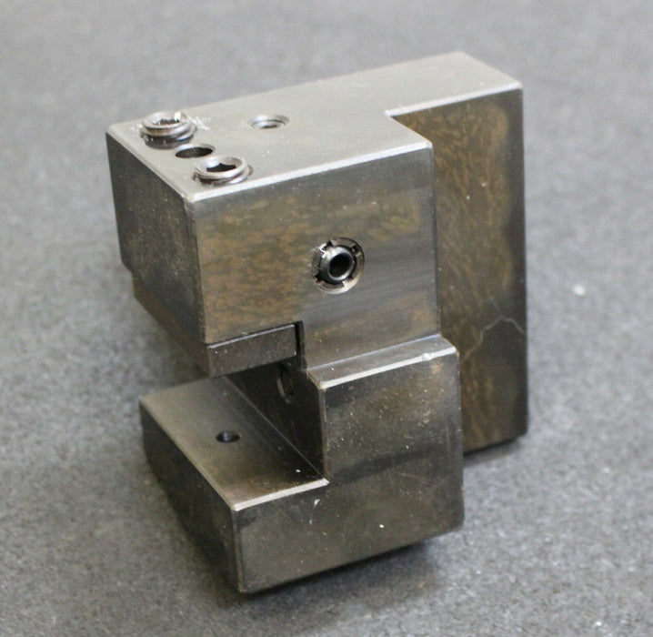 EWS Vierkantlängsaufnahme 2.4025G400RL VDI40 rechts Überkopf Stahlhöhe 25mm