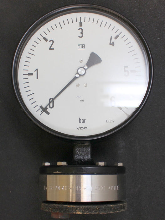 VDO Präzisionsmanometer Typ 452.12.160 – 0-6bar – Anschluss DN15 – PN40 – 1 Stk