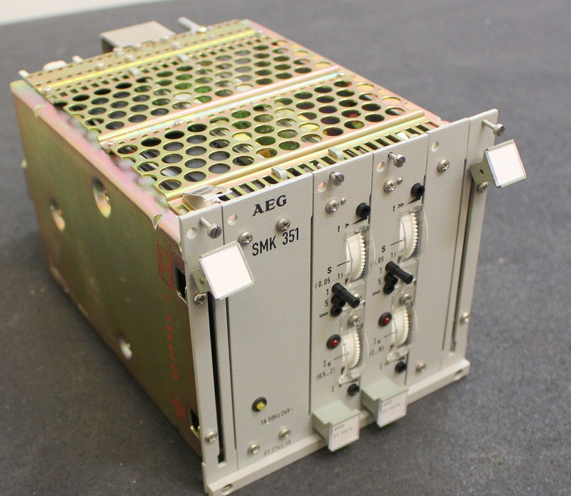 AEG Überstromzeitrelais SMK351 1A 50Hz 24VDC RS274E58 UMZ-Relais