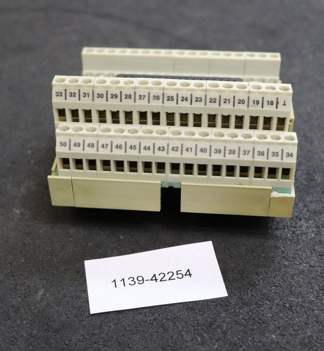 LÜTZE Übergabemodul UBE-D/50F 50Pol Artikelnr. 711881 Un=125V In=1A unbenutzt