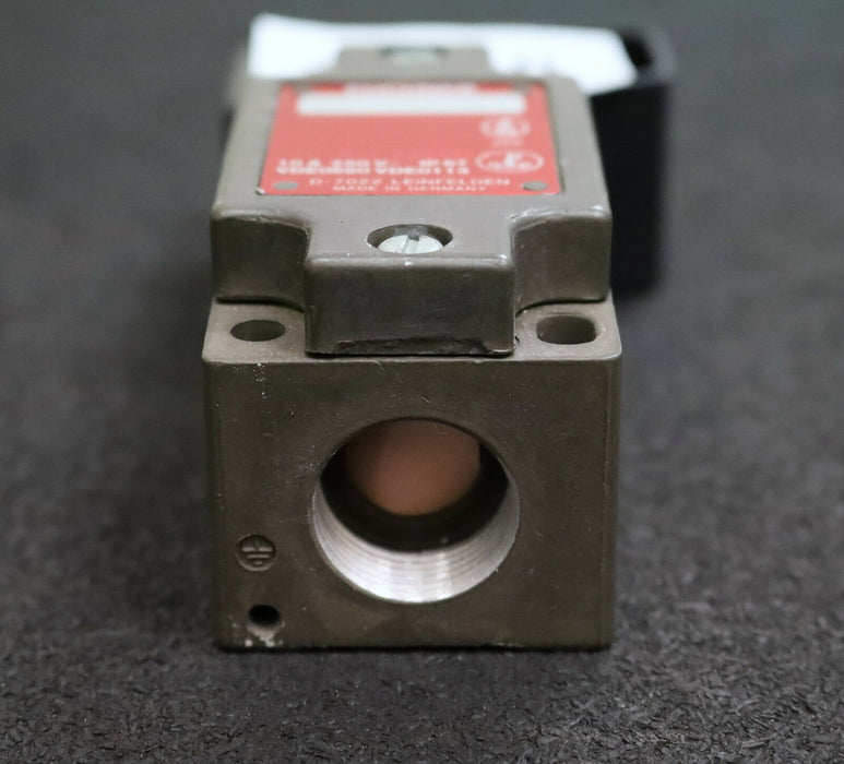 EUCHNER Sicherheitsschalter NZ1VZ-538 C C1233 10A 250VAC IP67 nach VDE0660