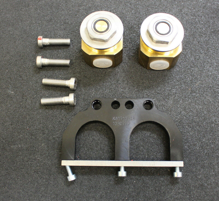 STÄUBLI SPM08 1 Set Pneumatik- und Flüssigkeitsmodul + Halterung für Roboter