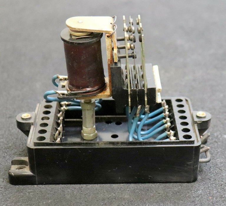 VEB EAW Relais 55P2/7 615723/F4 - gebraucht