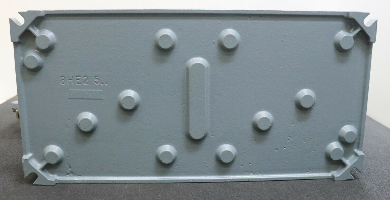 SIEMENS Einfach-Kabeldurchführung 8HE5500 Gußgehäuse 2-teilig 50x25x14cm