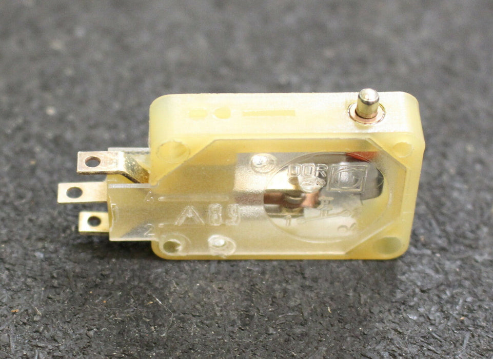 VEB ROBOTRON AUERBACH 5 Stück Kleinst-Mikrotaster Typ CX2 220VAC 4A IP40 5 Stück