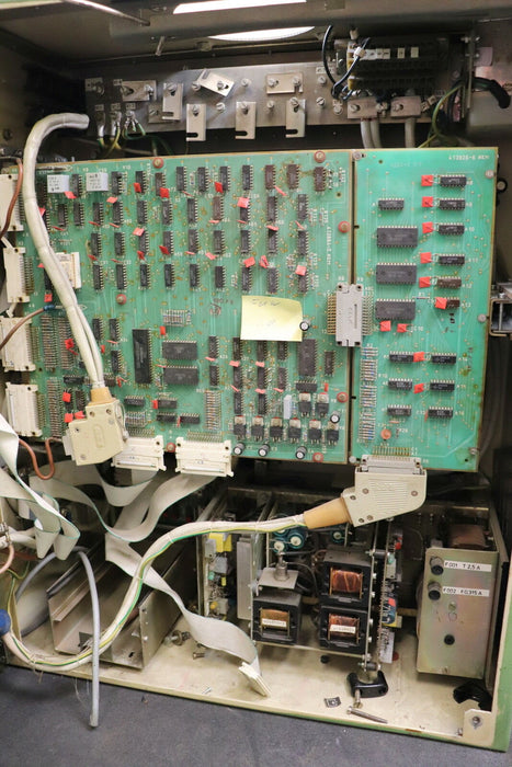 VEM NUMERIK WMW DDR Steuergerät Typ CNC-H 646 13423212 4518 952 Baujahr 1982