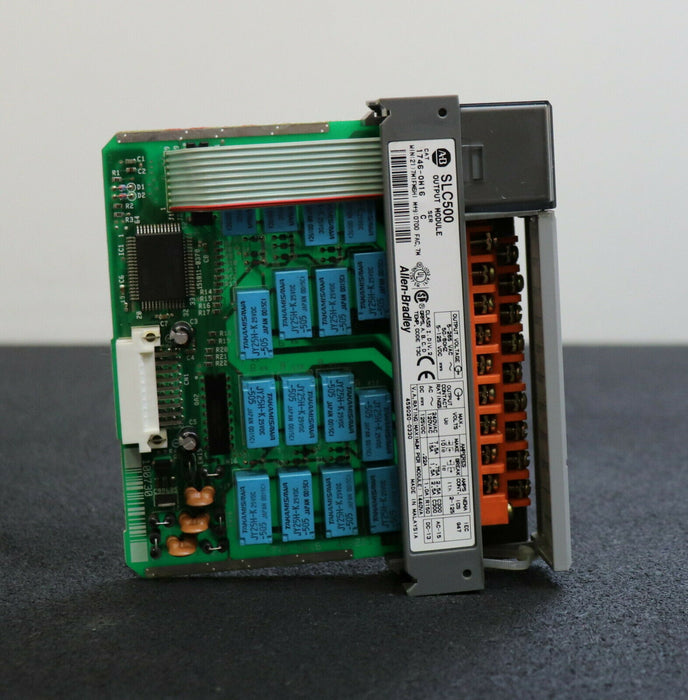 ALLEN BRADLEY Output module RELAY SLC500 CAT. 1746-OW16 Ser. C - gebraucht