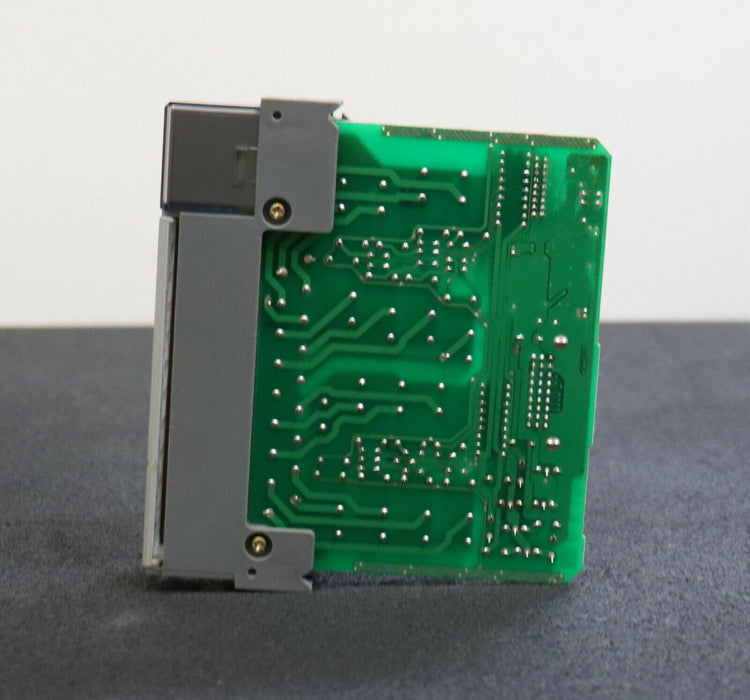 ALLEN BRADLEY Output module RELAY SLC500 CAT. 1746-OW16 Ser. C - gebraucht