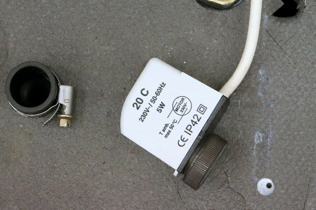 DELCHI Kaltwasserklimagerät Deckeneinbaukassette AWK10 C5 Typ Z007374G06