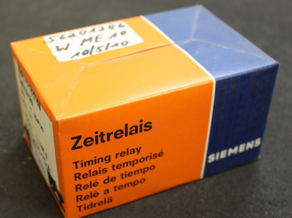 SIEMENS Elektronisches Zeitrelais 7 PV 3430-1GA 220V 50/60Hz t=0/0,3-5s