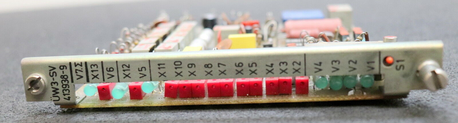 VEM NUMERIK RFT DDR ÜW3-SV Platine413938-9 NKM 4975-7 RFT 55926 gebraucht - ok