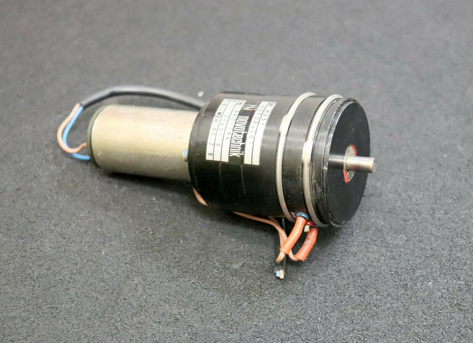 NOVOTECHNIK H451 Widerstand 25kOhm 5W Lin. +/- 0,2% Ausgangswelle Ø6mm x 10mm