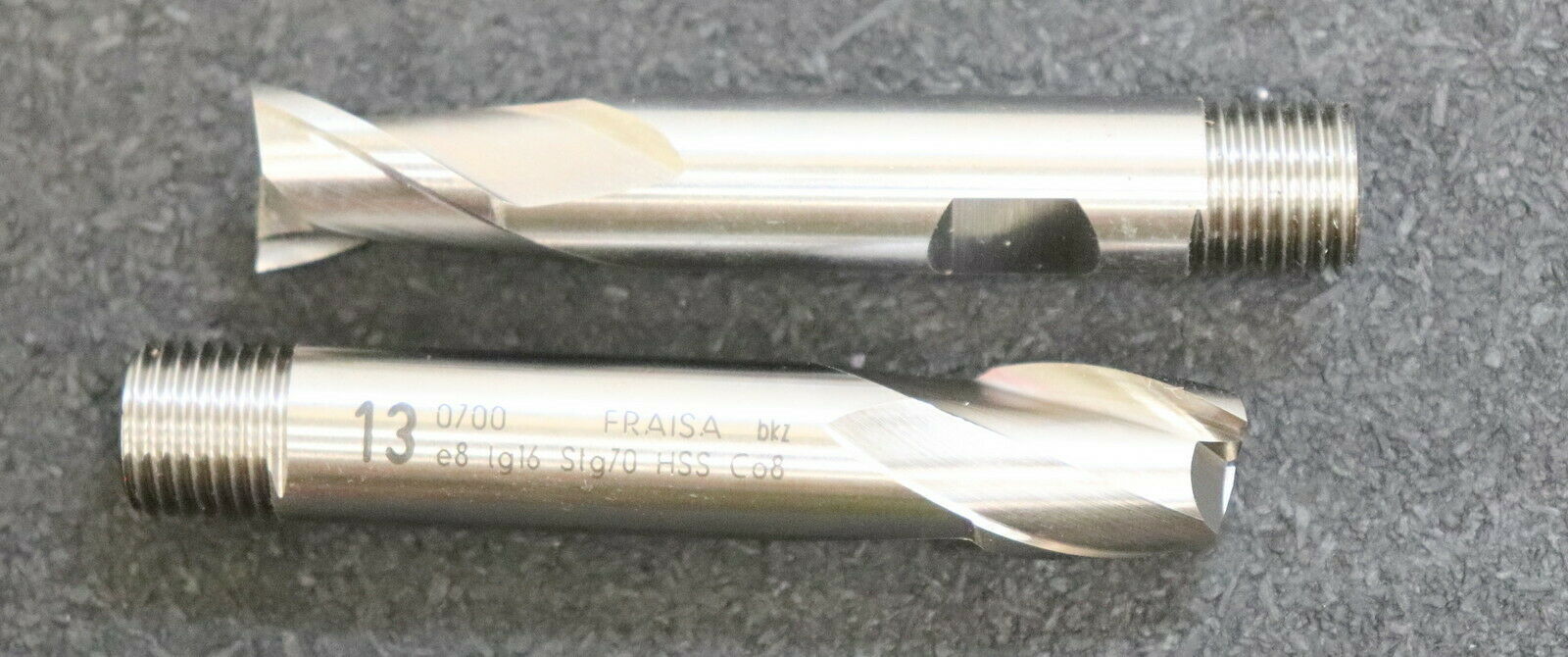 FRAISA 2 Stück Schaftfräser mit Gewinde e8 lg16 Stg70 Ø 13mm 2-Schneider HSS-Co8