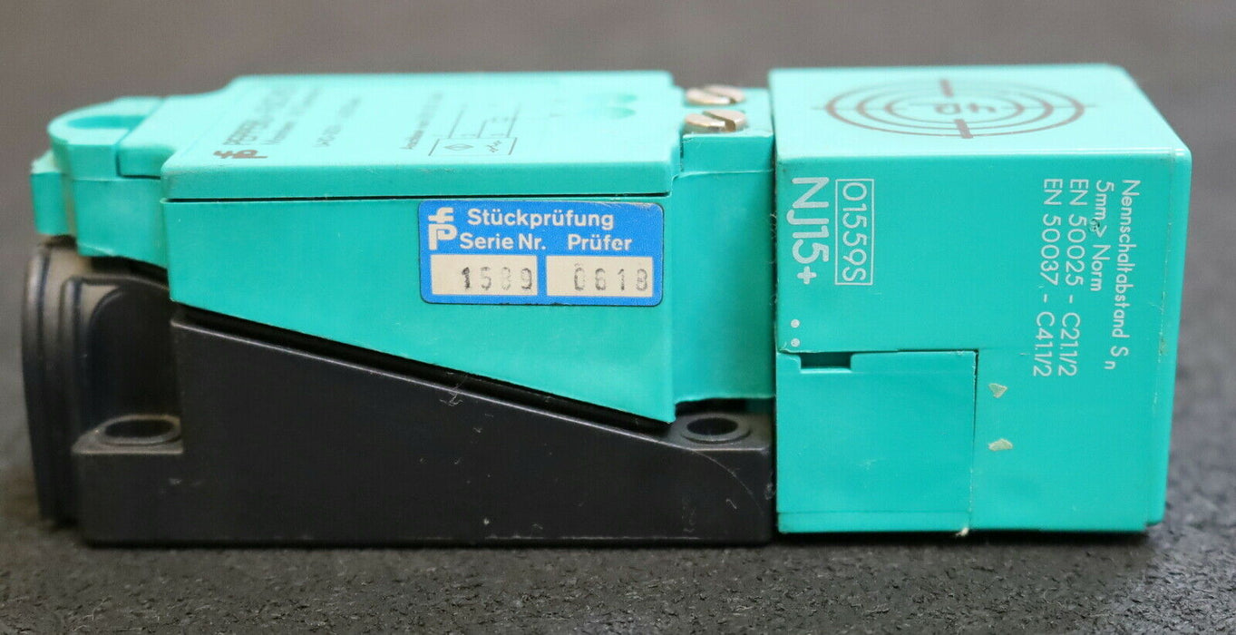 PEPPERL + FUCHS steckbarer Näherungsschalter NJ15+U1+E3 No. 01559S+08272S+15710S