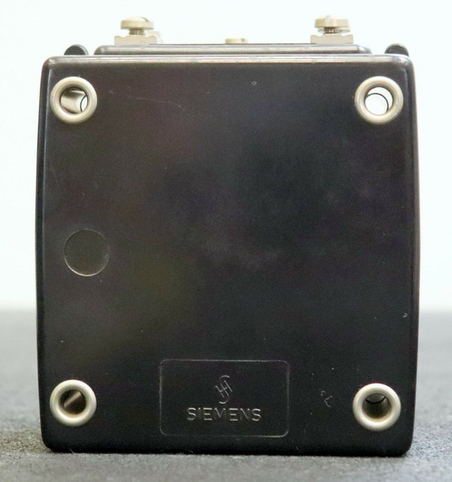 SIEMENS Kleinstromwandler VGT 0,5-K3II 0,5 / 2 / 3kV Kl.1 30VA 500V 100VA