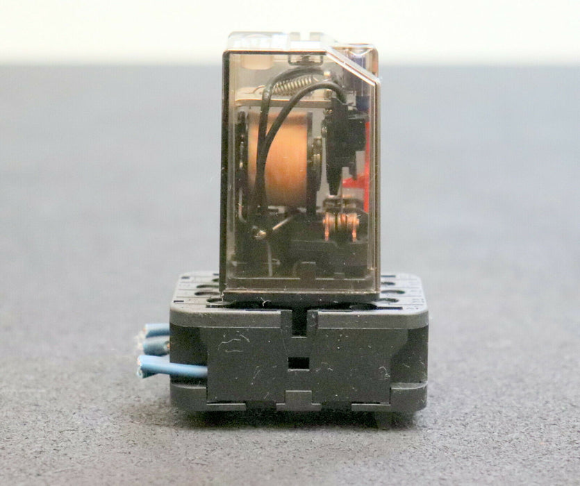 SCHRACK 2 Stück Relais MR3010C4 mit Sockel Spulenspannung 24VDC 250VAC 10A 5A