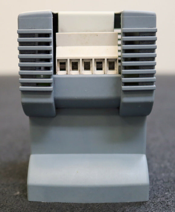 LEGRAND Transformator Type 47021 Primär 230/400VAC 50/60Hz 0,18/0,10A Sec. 24VDC