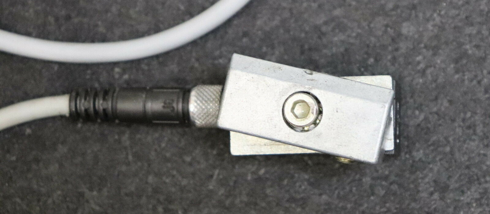 FESTO Näherungsschalter SMTO-1-PS-S-LED-24C mit Kabel Gewicht 150g gebraucht