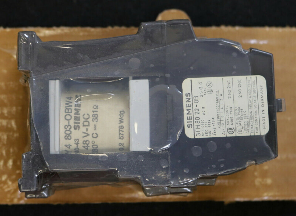 SIEMENS Hilfsschütz 3TH8022-0BW4 Us = 48VDC - unbenutzt