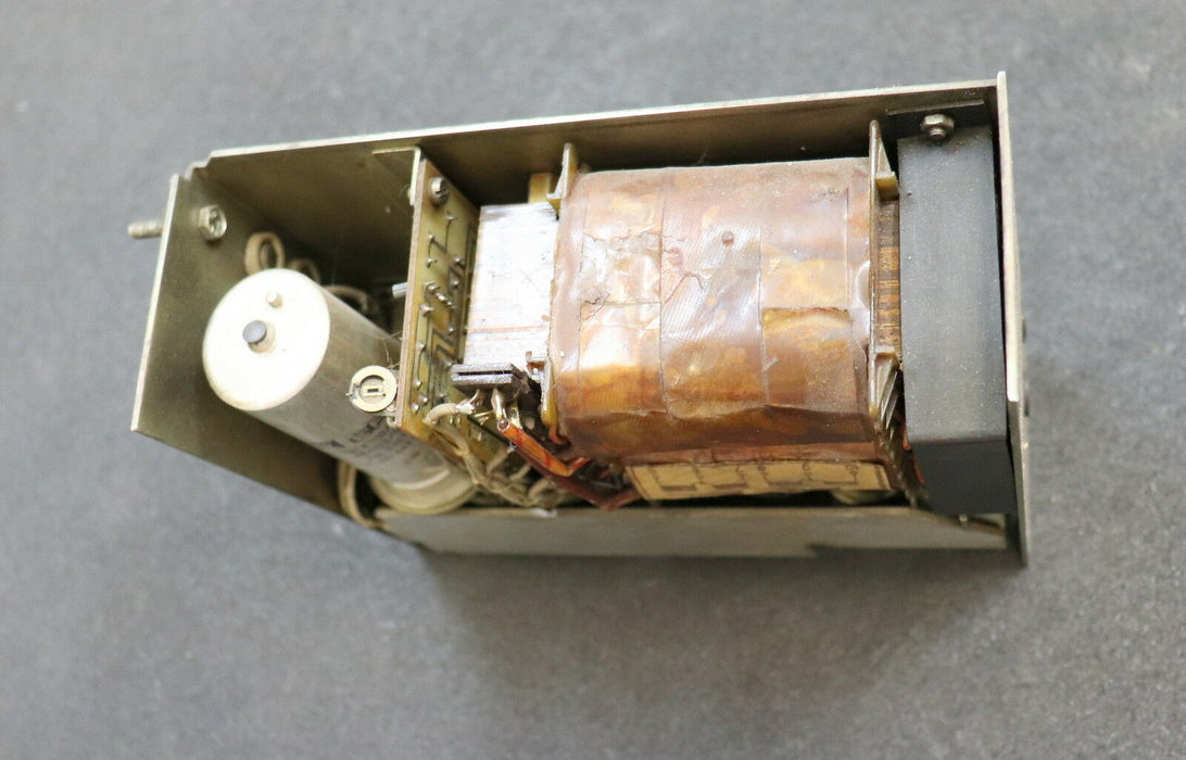 ROBOTRON STM 24V/2A/01 K0316.01 Spannung 220VAC 50/60Hz Leistungsaufnahme 80VA